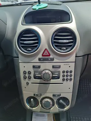 Vand Opel Corsa D 1.2 benzina 4 usi - imagine 7