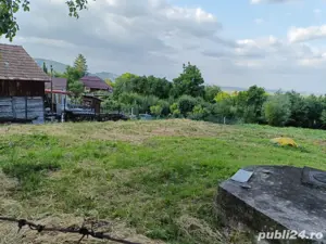 Teren intravilan cu utilități în Moldovensti