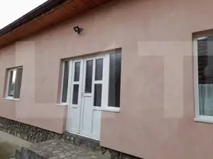 Blitz va ofera spre vanzare casa cu 3 camere in Curtici - imagine 2 Blitz va ofera spre vanzare casa cu 3 camere in Curtici - imagine 2