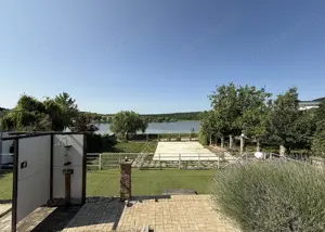 Casa cu piscina   Pensiune   Restaurant - Pe malul lacului din Paleu - IMOBIHOR  - imagine 5