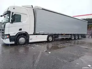 Angajam Coleg cu categoriile B-C-E și ADR Colete