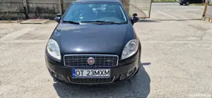 Mașină scoală de șoferi Fiat linea