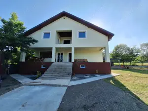 Vând casa de vacanta - imagine 5