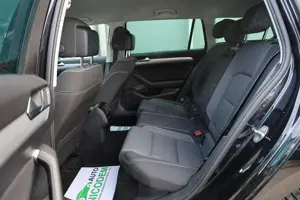 Volkswagen Passat Combi 2.0 TDI 122 CP - imagine 11