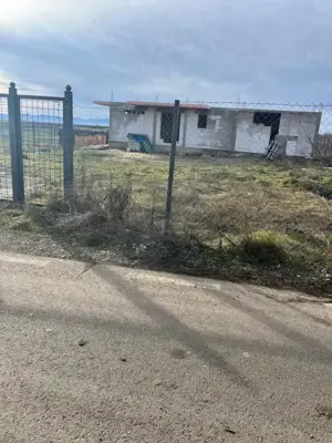 Casa la rosu 160 mp, teren 900 mp, zona Suceava (Moara) - imagine 6