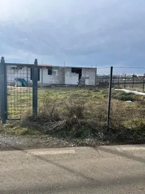 Casa la rosu 160 mp, teren 900 mp, zona Suceava (Moara) - imagine 2