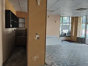 Spațiu comercial de închiriat –  lângă Colegiul Național Spiru Haret - imagine 5