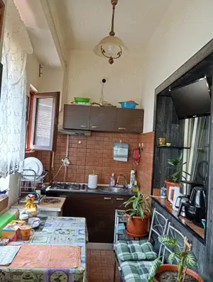 Vând locuință la curte comuna zona Mețianu Arad. - imagine 5