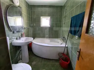 Apartament 3 camere în suprafață de mp67 și garaj sub bloc - imagine 3