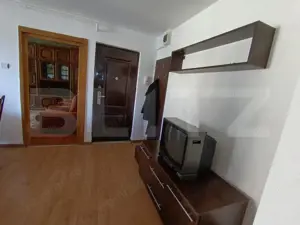 Apartament 3 camere în suprafață de mp67 și garaj sub bloc - imagine 7