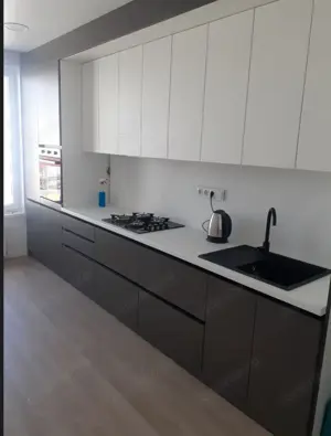 Oferim spre inchiriere un apartament cu o camera in zona Soarelui