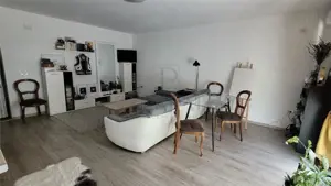 EXCLUSIVITATE - GIROC - 1 Camera - Etaj 2 - Loc de parcare - imagine 4