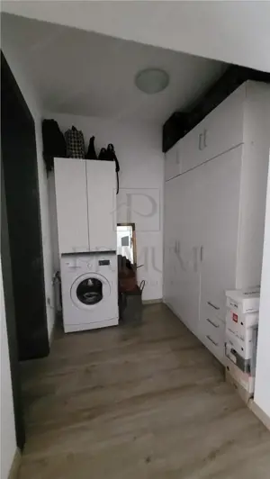 EXCLUSIVITATE - GIROC - 1 Camera - Etaj 2 - Loc de parcare - imagine 8