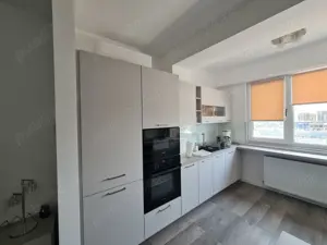 Inchiriez garsoniera Pipera