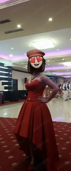 Red Dress 2in1 cu trenă detașabilă 