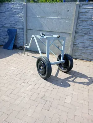 Vând utilaj transport buștean