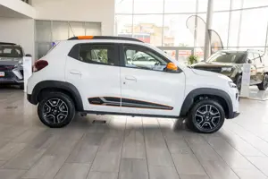 Dacia Spring - imagine 5