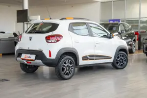 Dacia Spring - imagine 8