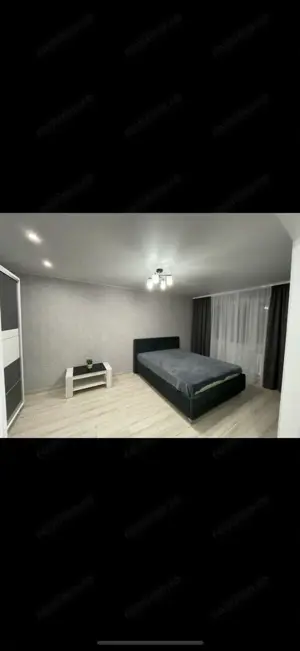 Apartament cu o camera decomandat in zona Soarelui