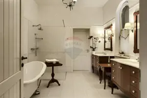 Stil si eleganta ! Vilă superba 320 mp cu teren 1728 mp in Mandruloc - imagine 8