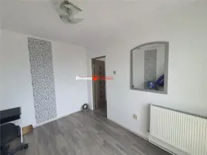 Apartament cu 2 camere de vanzare - imagine 3