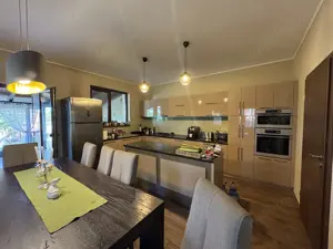 COMISION 0%. Pozitie excelenta. Suprafata generoasa. Mobilat si utilat  - imagine 3