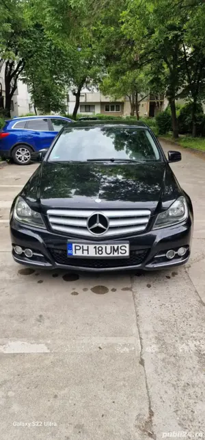 Vând Mercedes C220 2012