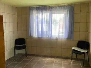 Casă de vânzare parter+etaj în localitatea Beliu - imagine 7