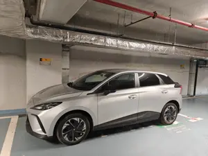 Mg4 electric baterie mare 64kw ocazie