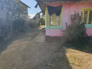 Casă batranească intravilan  - imagine 3