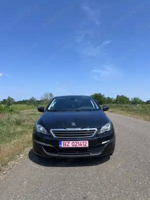 Vând Peugeot 308 , an fabricație 2015, motor diesel 1.6 HDi, 120 CP - imagine 9