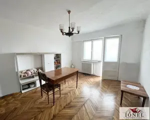 Apartament patru camere decomandat de vanzare in Cetate, Alba Iulia