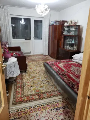 vand apartament 2 camere Petrosani, Hunedoara - imagine 2