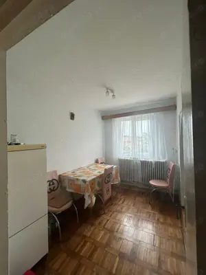 Proprietar- Închiriez apartament situat pe strada Alunișului  - imagine 7
