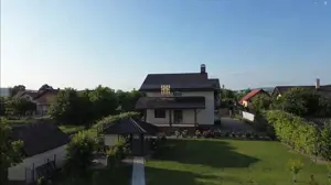 Casa Superba! In Suceava! Teren 1800 mp! De vanzare! 0727817187 - imagine 15 Casa Superba! In Suceava! Teren 1800 mp! De vanzare! 0727817187 - imagine 15