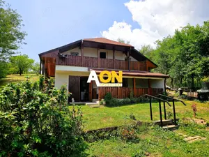 Casa tip cabana de vacanta, 5 camere, 2300 mp teren, zona Schit