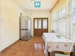 Casă cu teren de 4707 mp în Hălmăgel, județul Arad - imagine 10