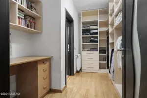 Branesti - Vila de familie - 4 dormitoare, 5 bai, toate facilitatile! - imagine 16