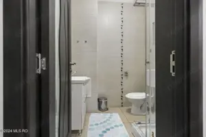 Branesti - Vila de familie - 4 dormitoare, 5 bai, toate facilitatile! - imagine 13