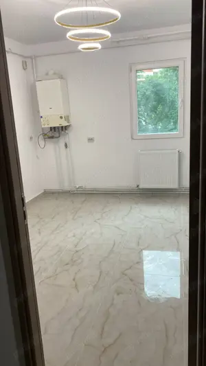 Apartament 2 camere etaj 1 central - imagine 7