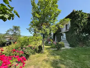 Casa intr-o locație cu panorama deosebita, in zona Mosnei