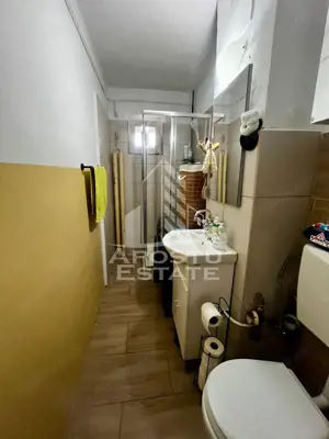 Apartament 2 camere,etaj 4,zona Sagului - imagine 9 Apartament 2 camere,etaj 4,zona Sagului - imagine 9