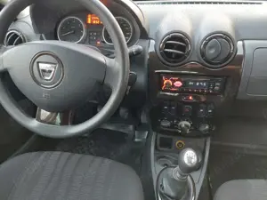 Vănd  Dacia Duster