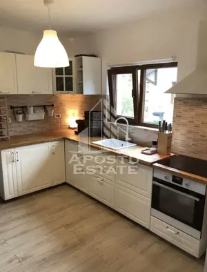 Casa insiruita cu 4 camere in zona Calea Urseni