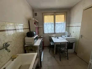 Dr. Taberei Orizont, apt.3 cam, etaj1 din 4, balcon, fara imbunatatiri, langa metrou - imagine 6 Dr. Taberei Orizont, apt.3 cam, etaj1 din 4, balcon, fara imbunatatiri, langa metrou - imagine 6