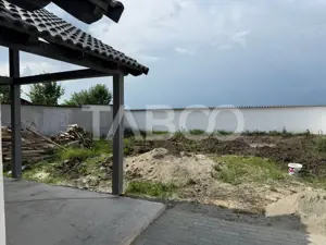 Casa individuala cu 4 camere pe un singur nivel in Sura Mica - imagine 4