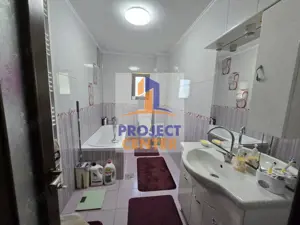 Vila moderna  – Poiana Lacului - imagine 9