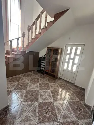 Casa tip P+M,4 camere,240mp,zona Aurel Vlaicu - imagine 3 Casa tip P+M,4 camere,240mp,zona Aurel Vlaicu - imagine 3