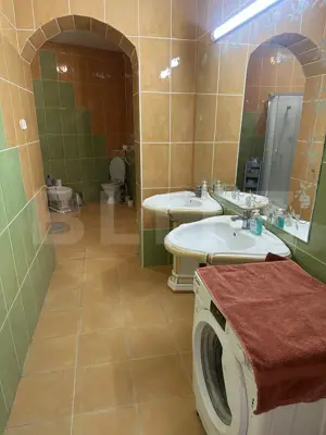 Casa tip P+M,4 camere,240mp,zona Aurel Vlaicu - imagine 9 Casa tip P+M,4 camere,240mp,zona Aurel Vlaicu - imagine 9