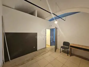 : : Spatiu cu PRELUARE CHIRIASI- Trafic INTENS/Vitrina la Strada : : - imagine 7 : : Spatiu cu PRELUARE CHIRIASI- Trafic INTENS/Vitrina la Strada : : - imagine 7